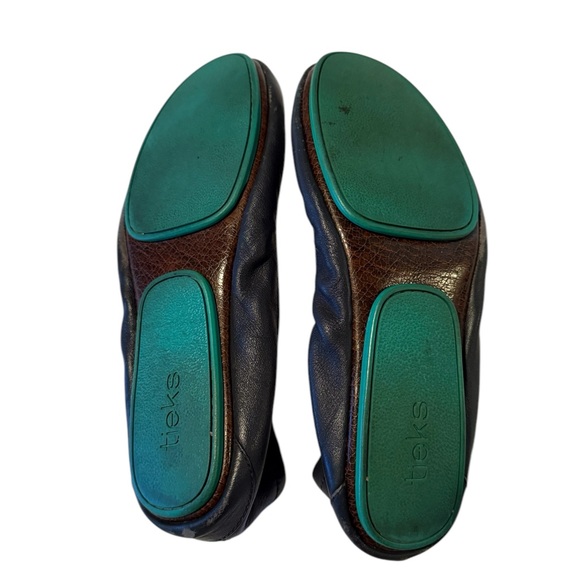 Black Ballet Flats - Picture 3 of 3